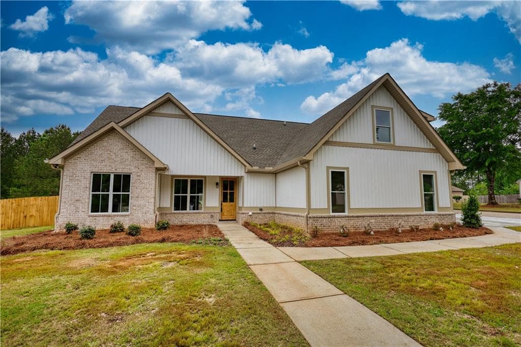 25 Oakbrook Lane, Covington, GA 30016 — most recent listing photo