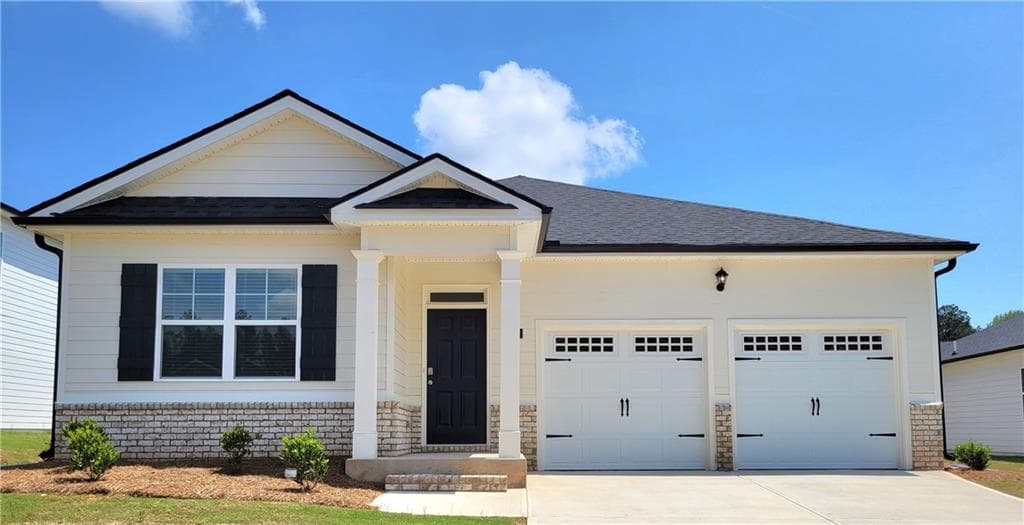4 bedroom, 2 bathroom, 1,843 sq ft single family residence sold at 134 Oakchase Park Lane, Hampton, GA 30228