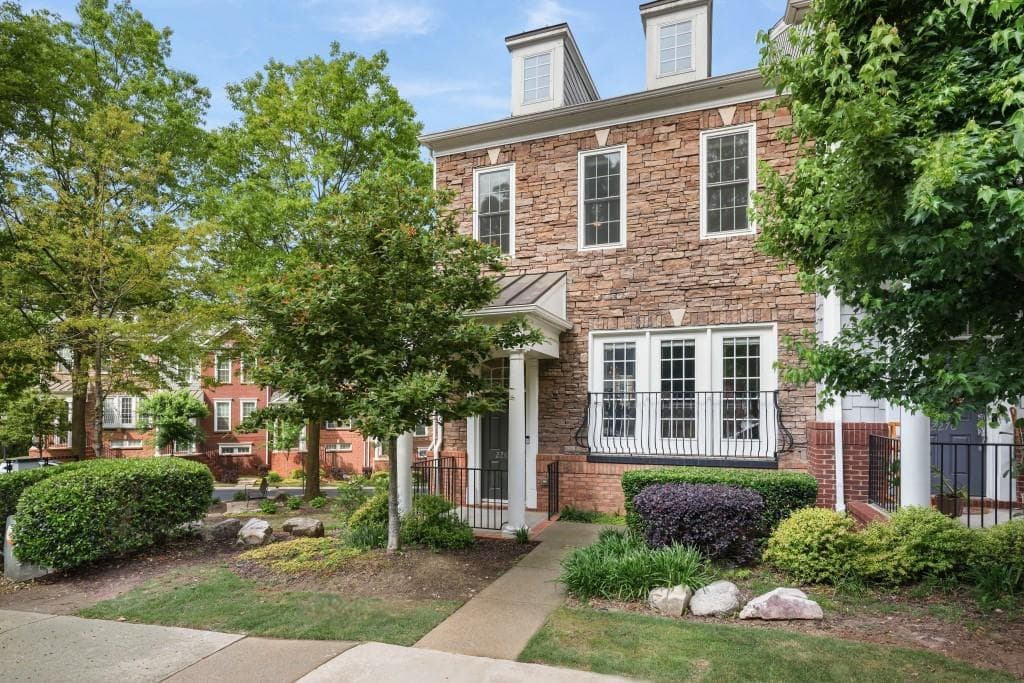 2268 Limehurst Drive 120, Atlanta, GA 30319 — most recent listing photo