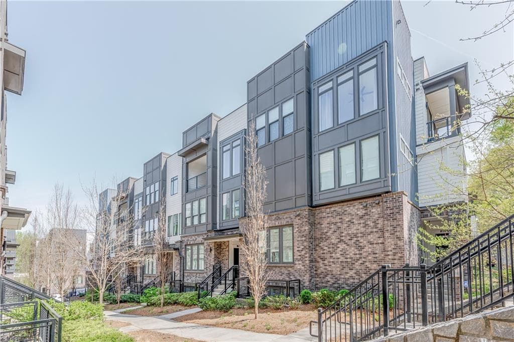 379 Pratt Drive 408, Atlanta, GA 30315 — most recent listing photo