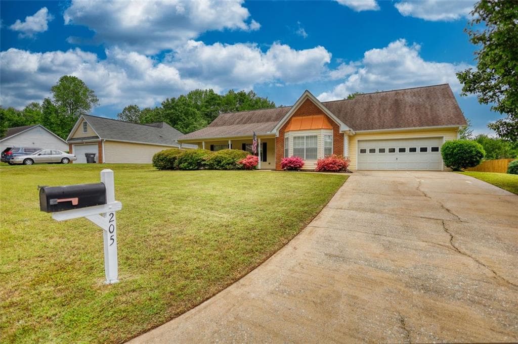 3 bedroom, 2 bathroom single family residence sold at 205 SUMMER WALK Drive, Covington, GA 30016