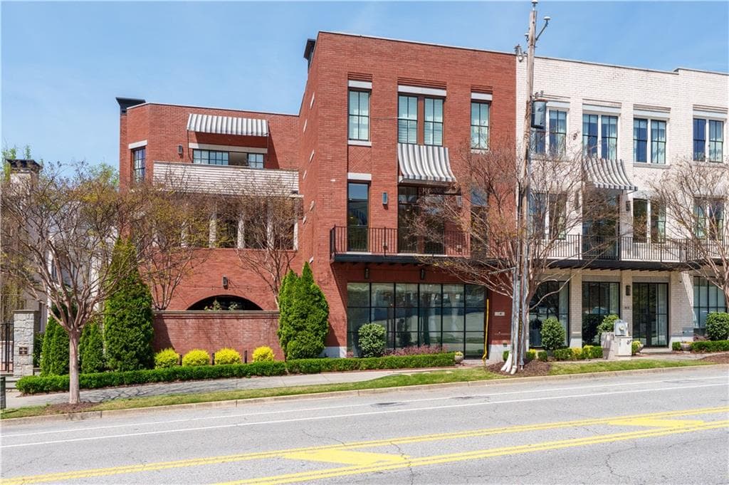 89 E Andrews Drive, Atlanta, GA 30305 — most recent listing photo