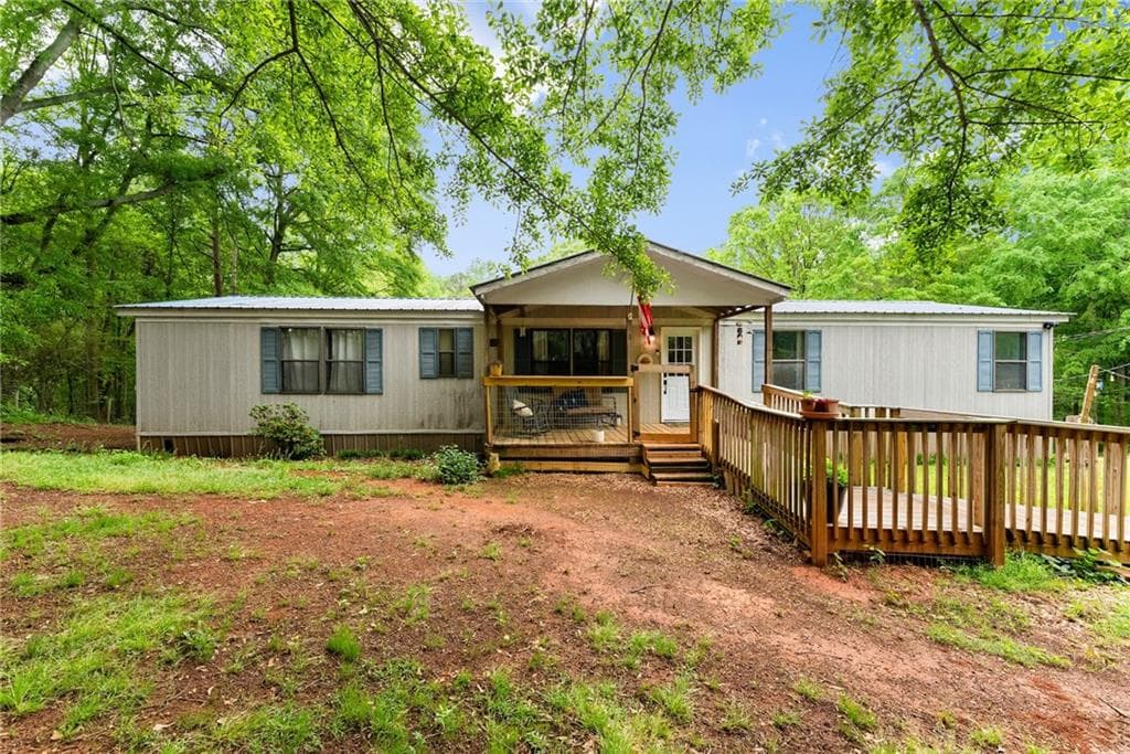 3 bedroom, 3 bathroom, 1,584 sq ft single family residence sold at 4996 Bryant Quarter Road, Gillsville, GA 30543