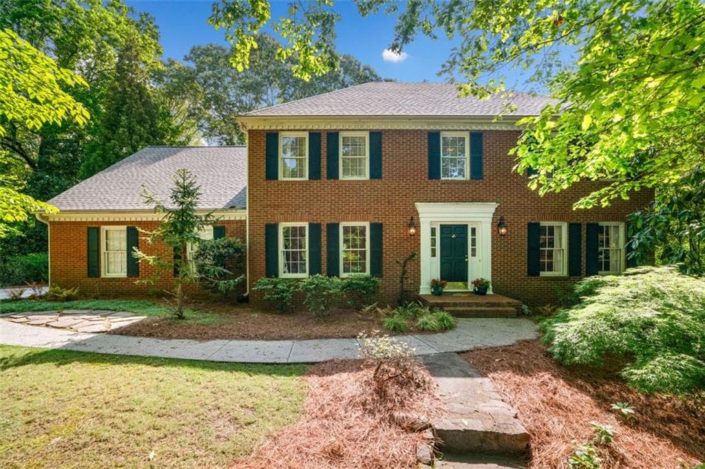 5 bedroom, 5 bathroom single family residence sold at 2144 Lamplight Drive, Marietta, GA 30062