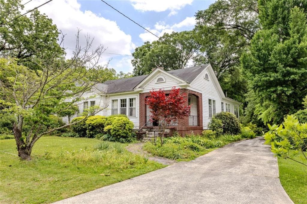3 bedroom, 2 bathroom single family residence sold at 418 E 8TH Street, Rome, GA 30161