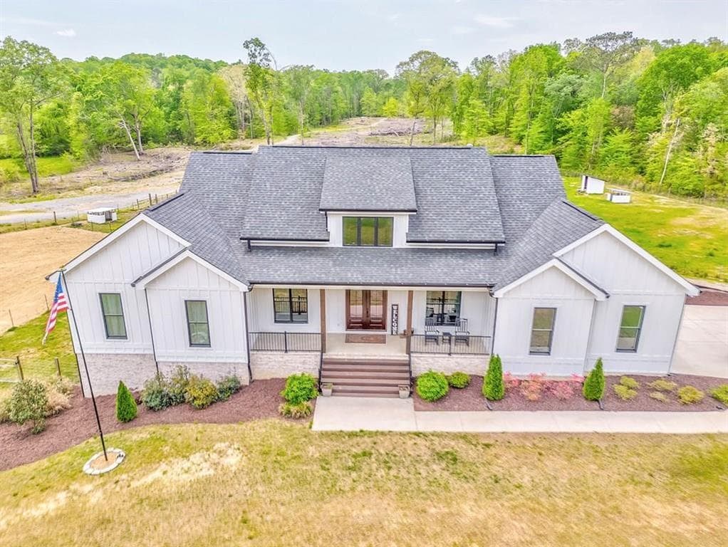 4 bedroom, 5 bathroom single family residence sold at 626 Cohutta Beaverdale Road, Cohutta, GA 30710