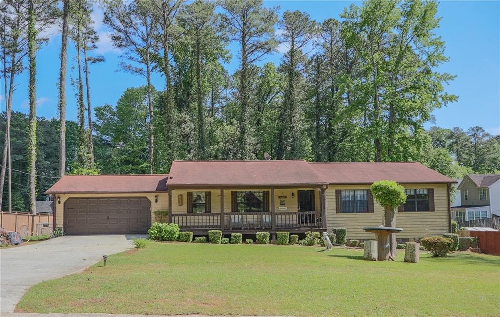 3 bedroom, 2 bathroom, 1,324 sq ft single family residence sold at 3814 Lamar Way, Snellville, GA 30039