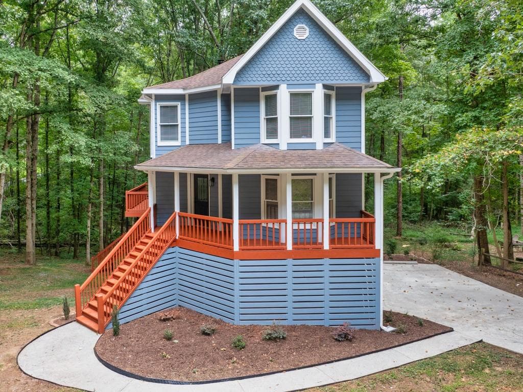 3 bedroom, 2 bathroom single family residence sold at 1310 Ridgeview Road, Auburn, GA 30011