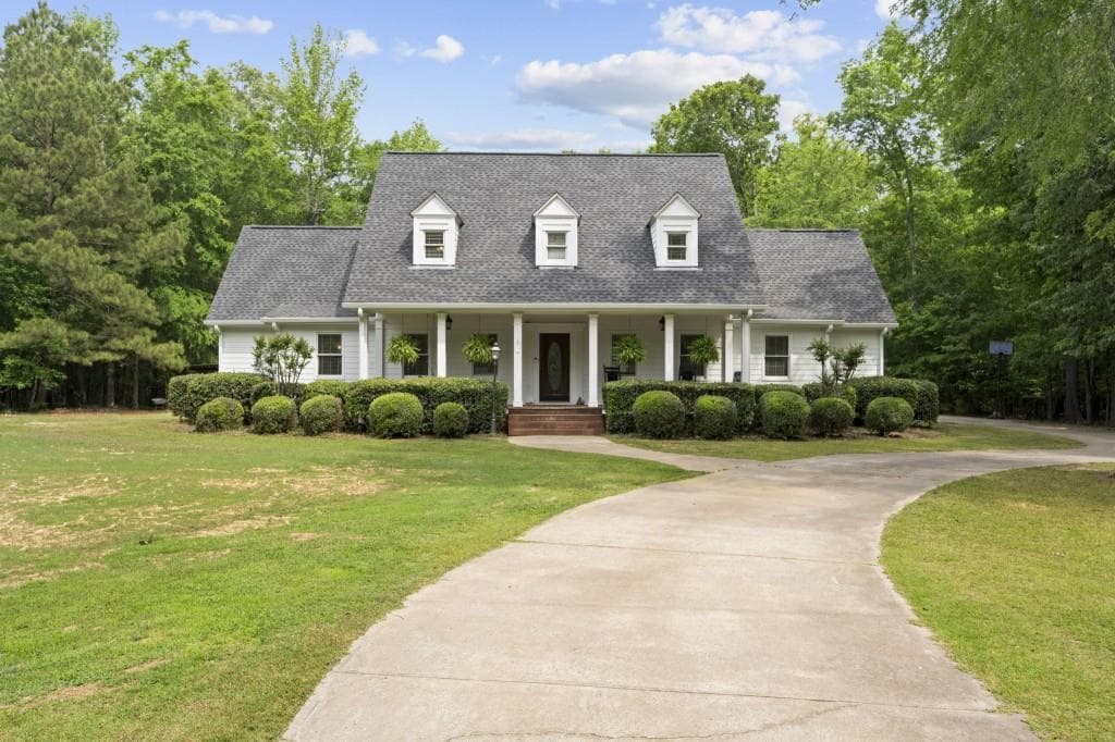 3 bedroom, 3 bathroom single family residence sold at 110 Stanton Drive, Eatonton, GA 31024