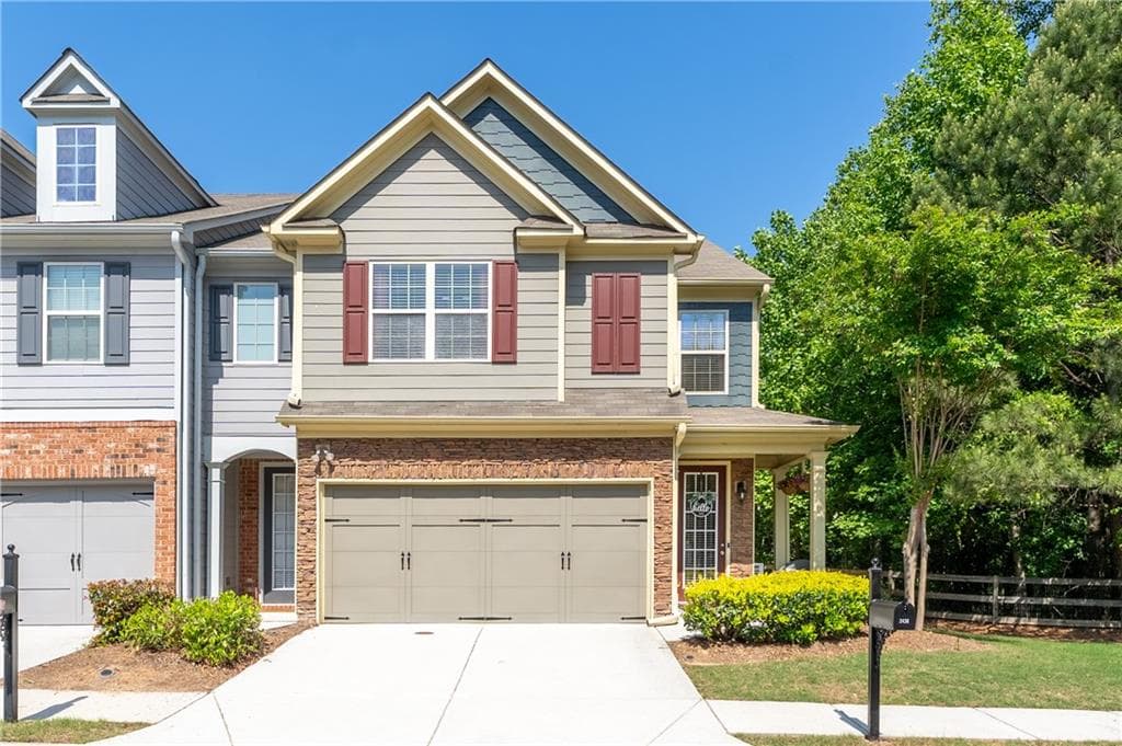 3 bedroom, 3 bathroom townhouse sold at 2436 Sardis Chase Court, Buford, GA 30519