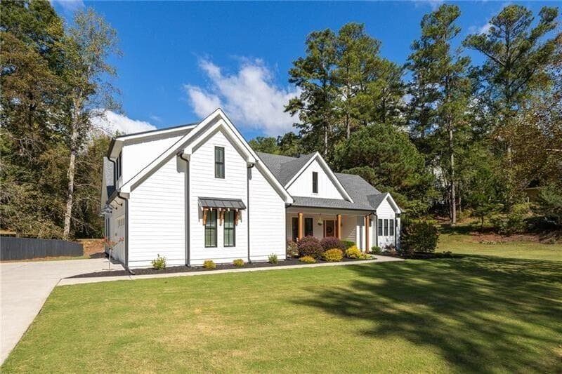 9770 Coleman Road, Roswell, GA 30075 — most recent listing photo