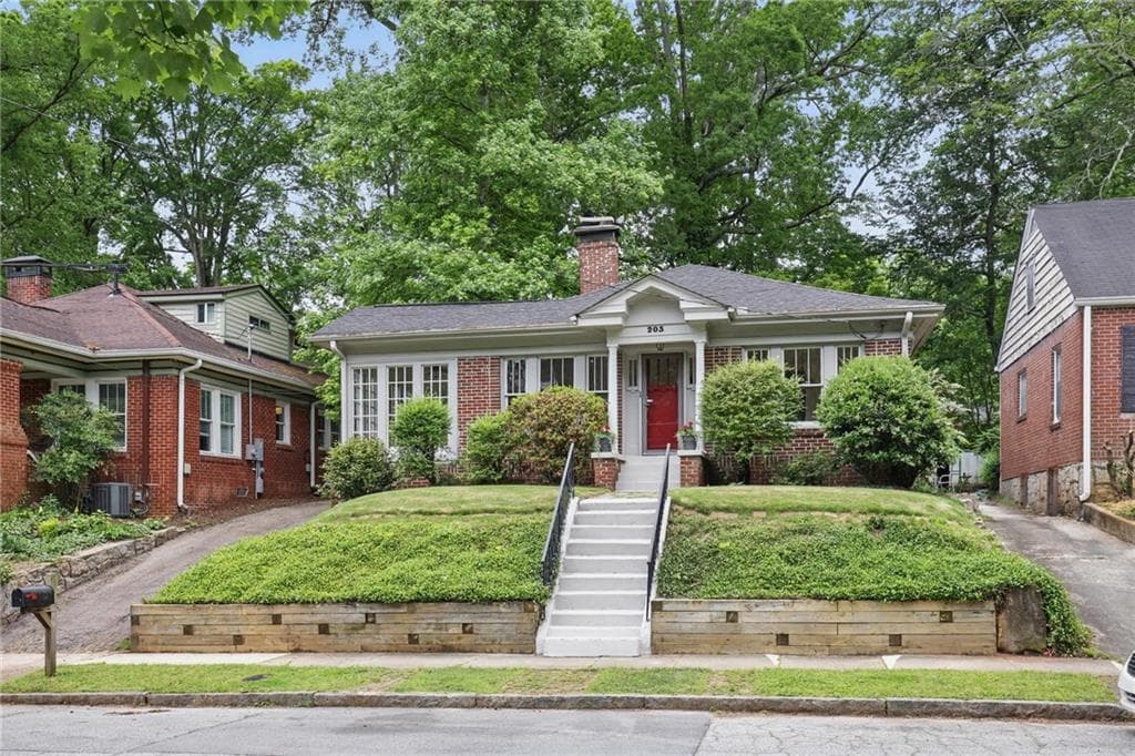 2 bedroom, 1 bathroom single family residence sold at 203 Lucerne Street, Decatur, GA 30030