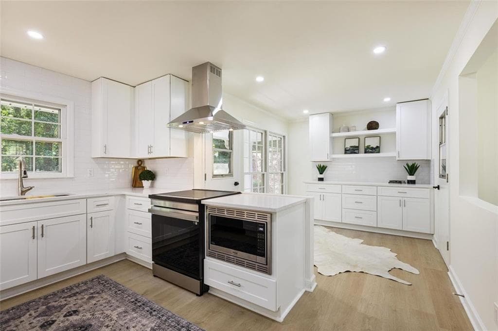 3 bedroom, 2 bathroom single family residence sold at 605 Patrick Place, Sandy Springs, GA 30328