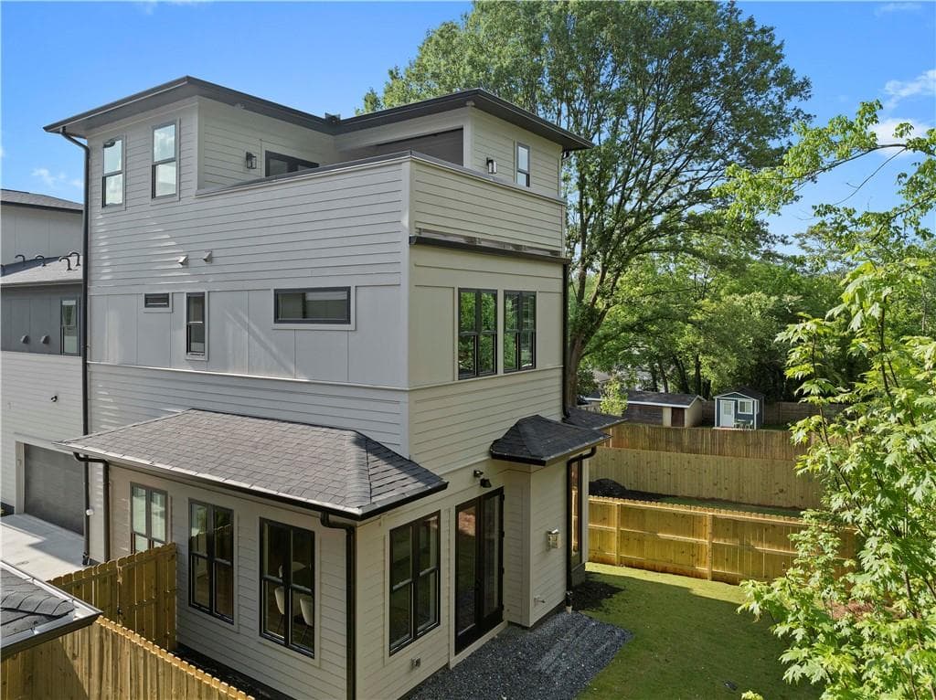 4 bedroom, 4 bathroom, 2,397 sq ft townhouse sold at 88 Cleveland Street B, Atlanta, GA 30316