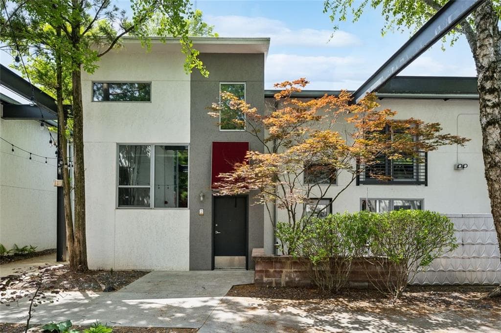 2 bedroom, 2 bathroom, 1,387 sq ft condominium sold at 195 ARIZONA Avenue 104, Atlanta, GA 30307