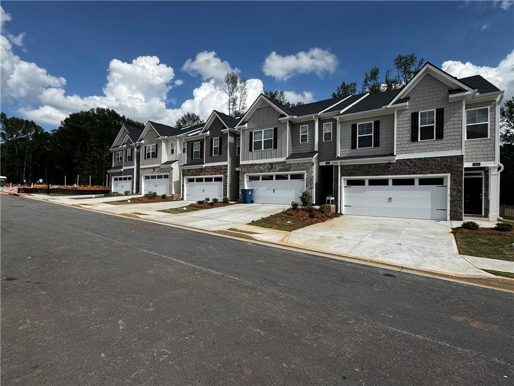 308 Elgin Drive, Lawrenceville, GA 30045 — most recent listing photo