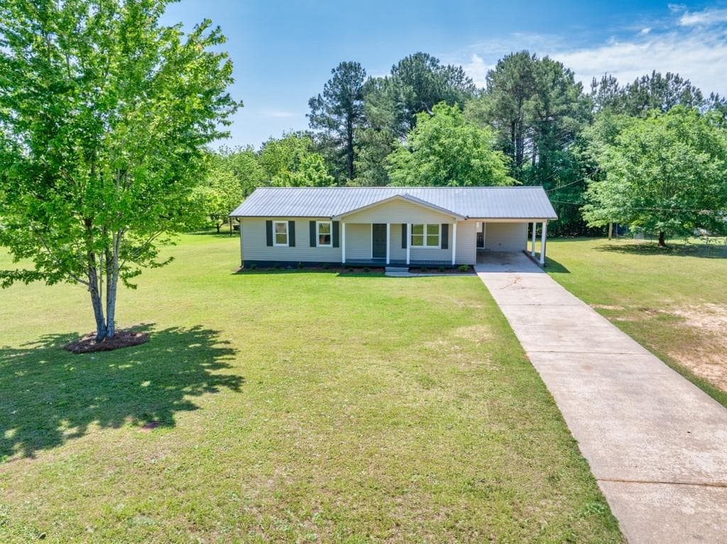 3 bedroom, 2 bathroom single family residence sold at 717 Phillips Drive, Monroe, GA 30656