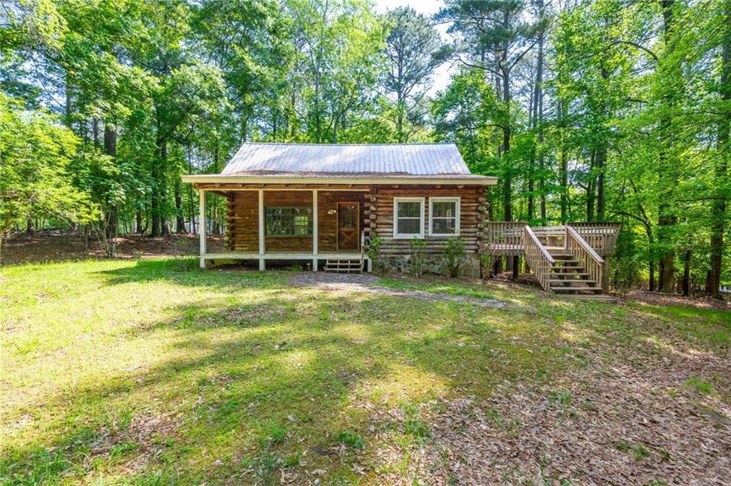 2 bedroom, 2 bathroom single family residence sold at 1615 Hilltop Court, Woodstock, GA 30188