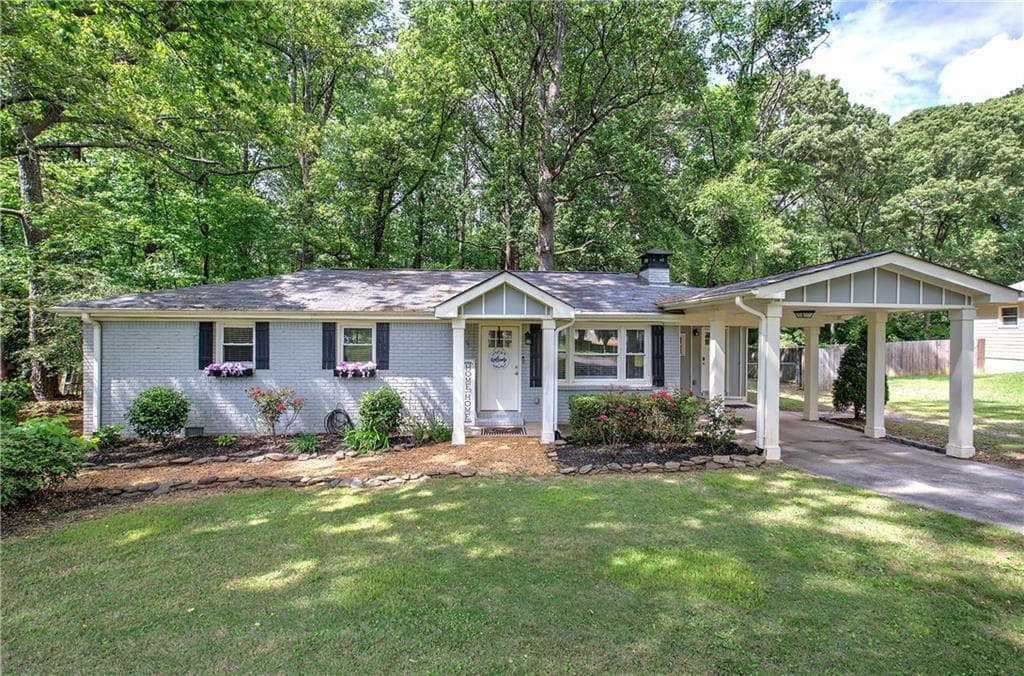 3 bedroom, 2 bathroom single family residence sold at 3710 Lavilla Drive, Powder Springs, GA 30127