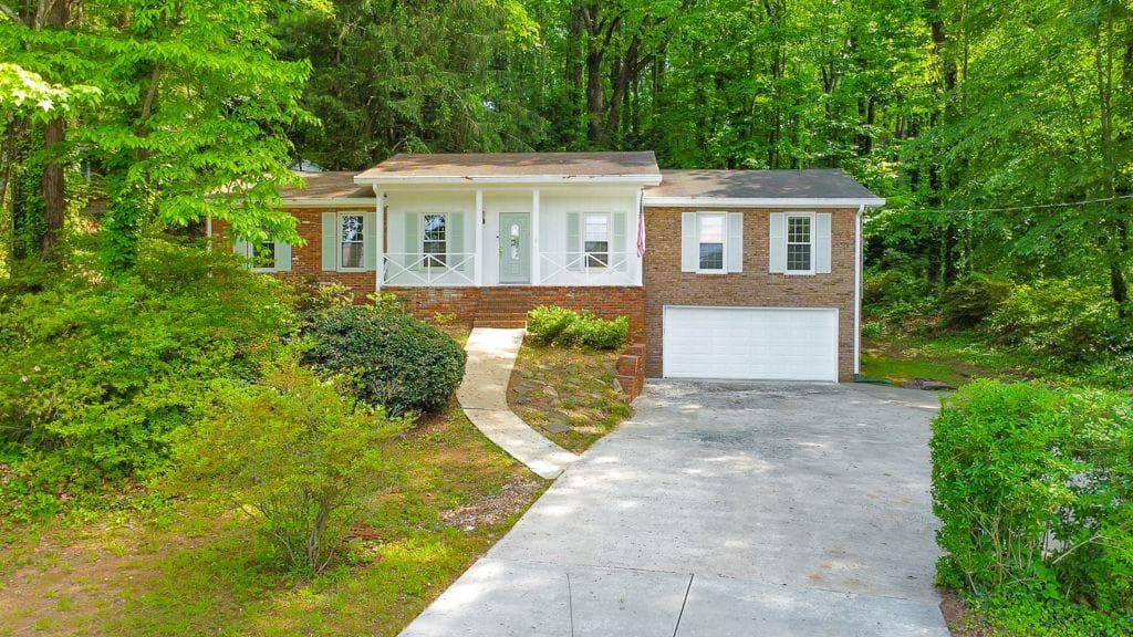 1584 Allgood Road, Marietta, GA 30062 — most recent listing photo