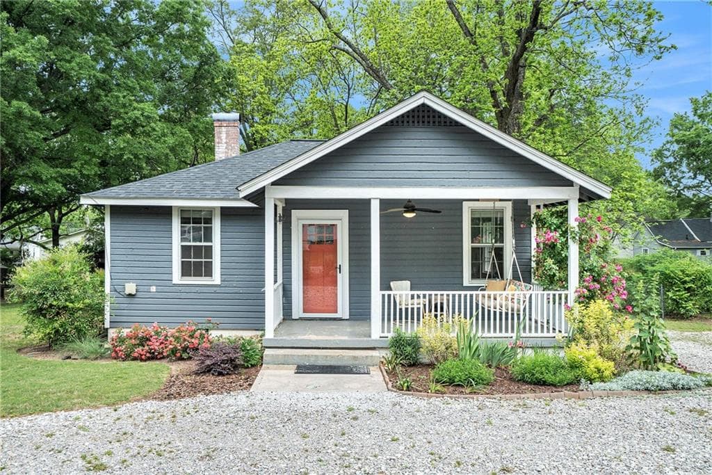 2 bedroom, 1 bathroom single family residence sold at 121 Norris Street, Monroe, GA 30655