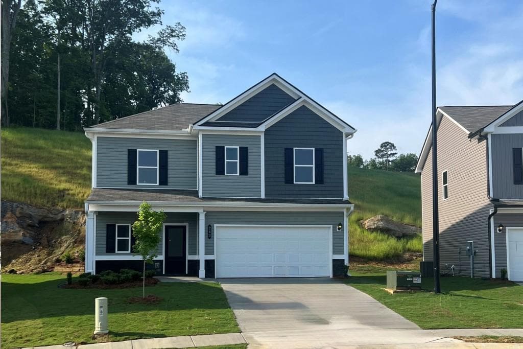 3 bedroom, 3 bathroom single family residence sold at 243 Sycamore Drive, Calhoun, GA 30701