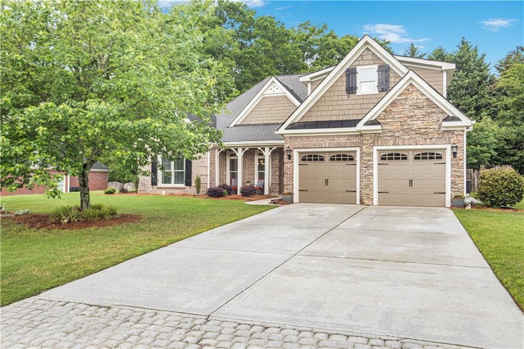 4 bedroom, 4 bathroom single family residence sold at 1593 Fredricksberg Drive, Loganville, GA 30052