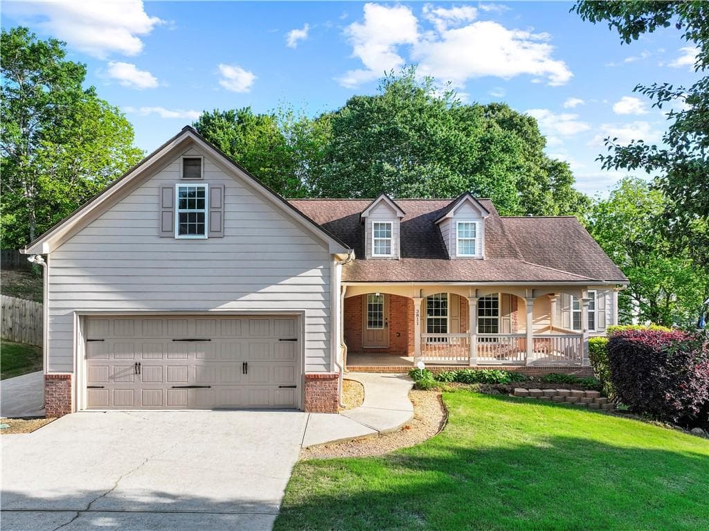 6 bedroom, 3 bathroom single family residence sold at 3811 Walnut Grove Way, Gainesville, GA 30506