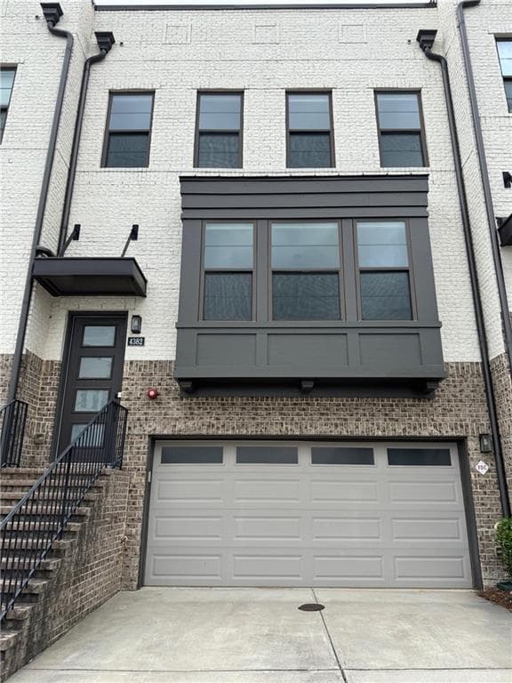 4 bedroom, 5 bathroom, 3,100 sq ft townhouse sold at 4382 Benfield Way, Smyrna, GA 30080