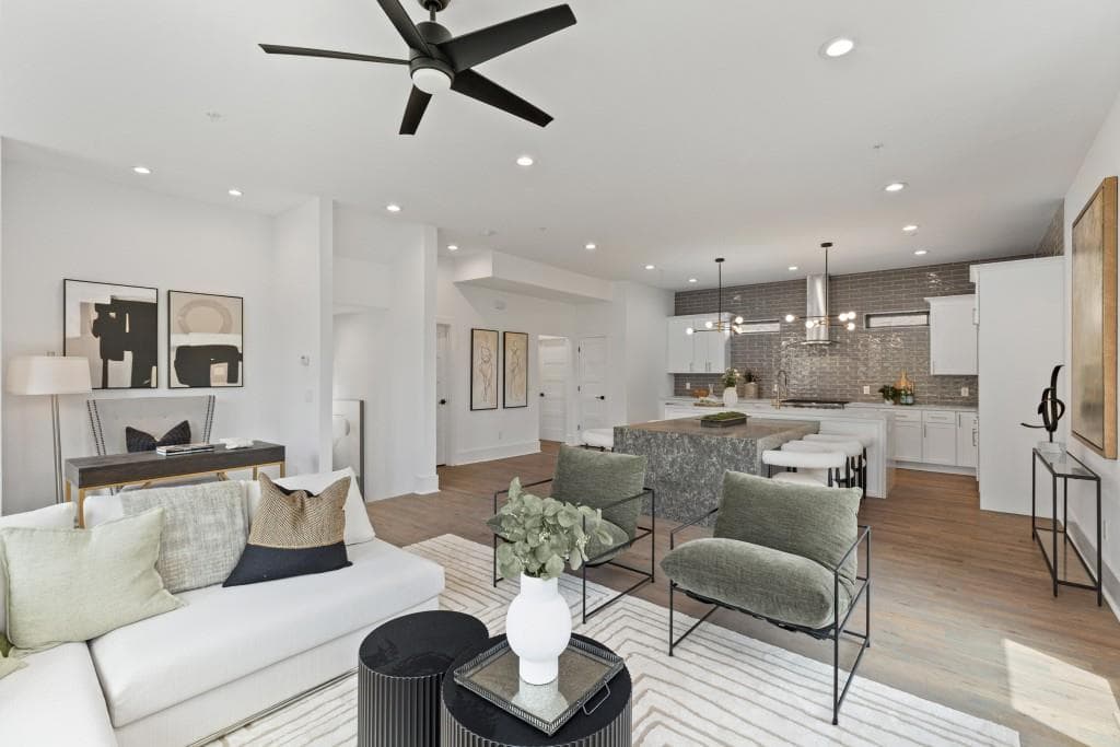 3 bedroom, 5 bathroom, 2,640 sq ft single family residence sold at 420-D Parkway Drive, Atlanta, GA 30308