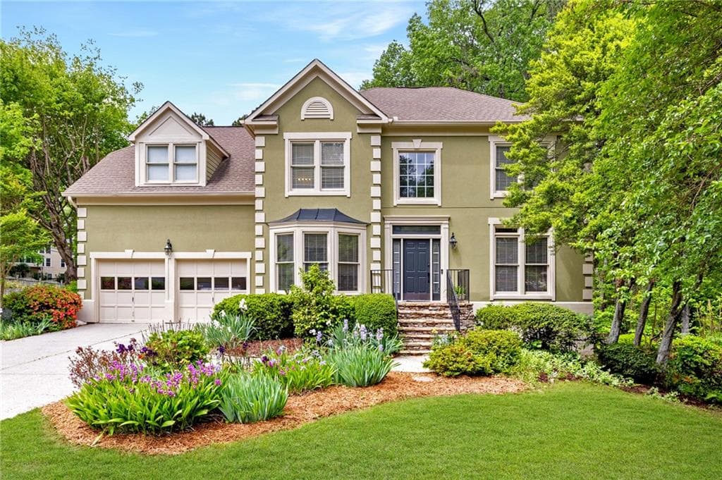 4 bedroom, 3 bathroom, 3,630 sq ft single family residence sold at 10540 Waters Ridge Drive, Alpharetta, GA 30022