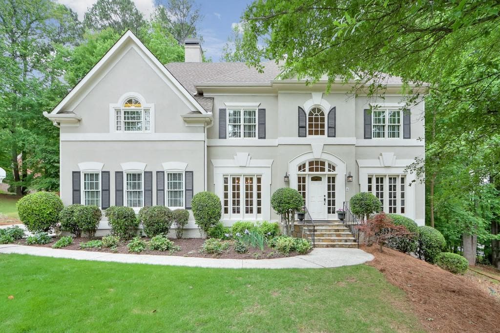 5 bedroom, 5 bathroom single family residence sold at 9900 Hunt Club Way, Johns Creek, GA 30022