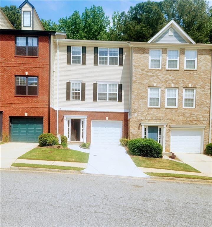 523 Lantern Wood Drive, Scottdale, GA 30079 — most recent listing photo