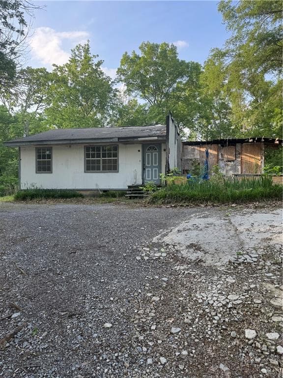 1 bedroom, 1 bathroom single family residence sold at 1319 Turkey Mountain Road, Rome, GA 30165