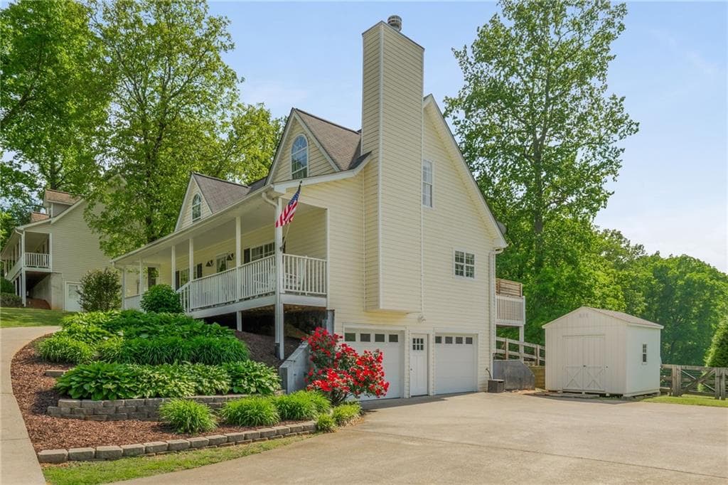 3 bedroom, 3 bathroom single family residence sold at 780 Old Magnolia Trail, Canton, GA 30115