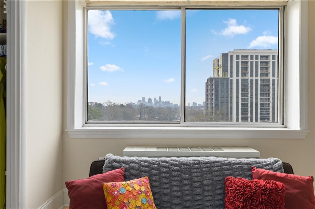 1 bedroom, 1 bathroom, 837 sq ft condominium for sale at 2479 Peachtree Road 601, Atlanta, GA 30305 — photo 9