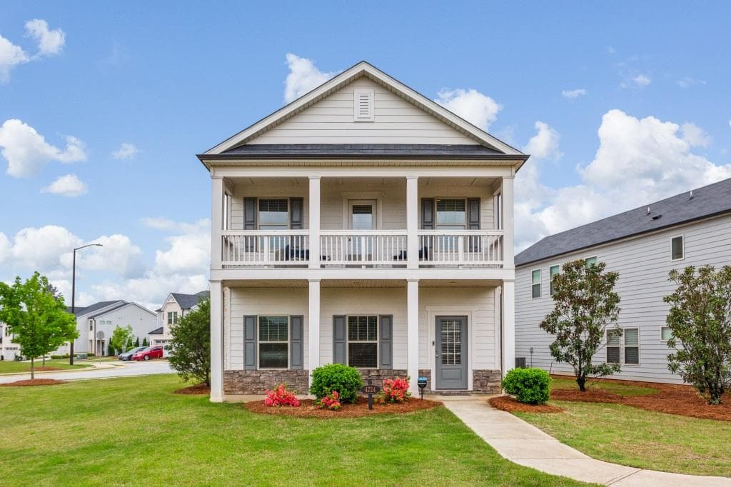 5 bedroom, 3 bathroom single family residence sold at 4724 Electric Avenue, Mableton, GA 30126