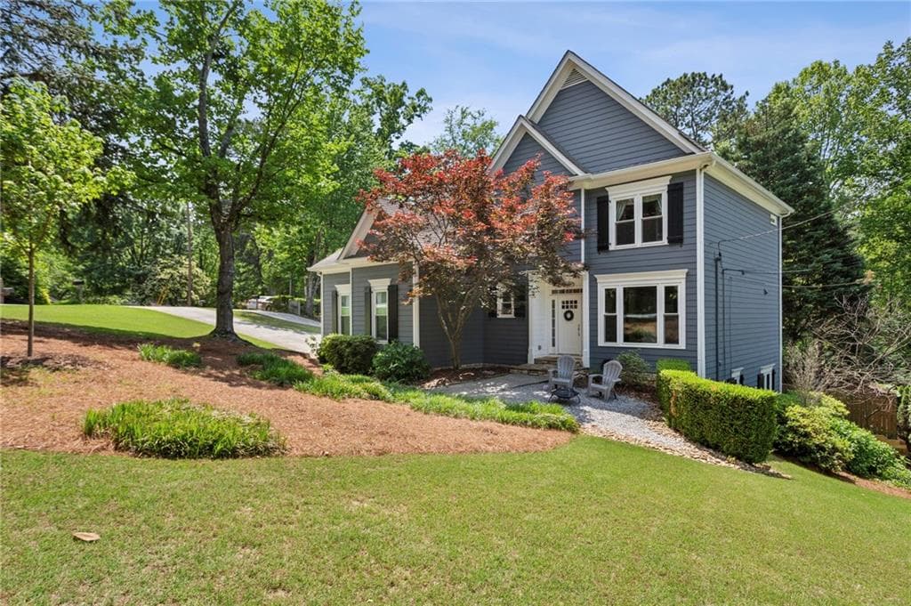 4 bedroom, 4 bathroom, 3,491 sq ft single family residence sold at 1904 Woodland Hills Avenue, Atlanta, GA 30318