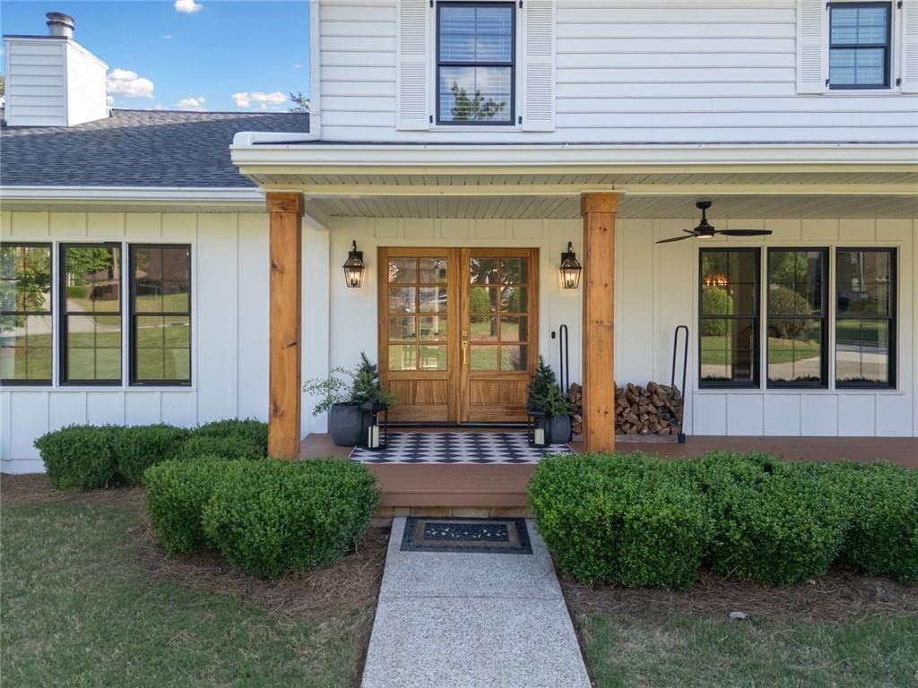 6 bedroom, 5 bathroom, 5,768 sq ft single family residence sold at 1435 Willis Lake Drive, Kennesaw, GA 30152