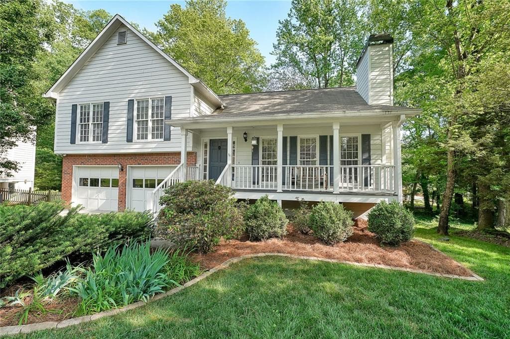 3 bedroom, 2 bathroom single family residence sold at 4739 Bradford Lane, Powder Springs, GA 30127