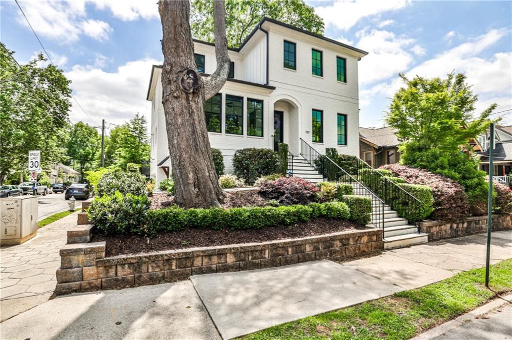 6 bedroom, 6 bathroom, 4,647 sq ft single family residence sold at 797 Greenwood Avenue, Atlanta, GA 30306