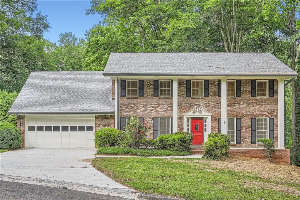 4 bedroom, 4 bathroom, 2,496 sq ft single family residence sold at 2034 Starfire Drive, Atlanta, GA 30345