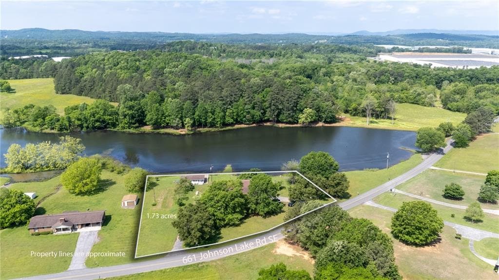 3 bedroom, 3 bathroom single family residence sold at 661 Johnson Lake Road, Adairsville, GA 30103