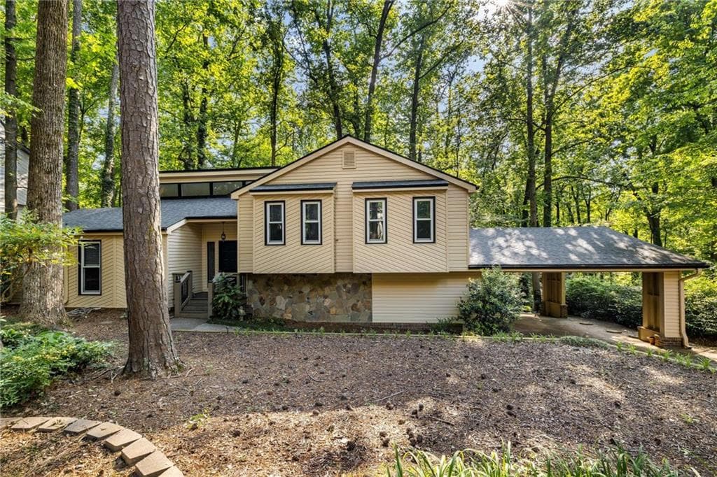 3 bedroom, 2 bathroom single family residence sold at 203 Concorde Way, Lilburn, GA 30047