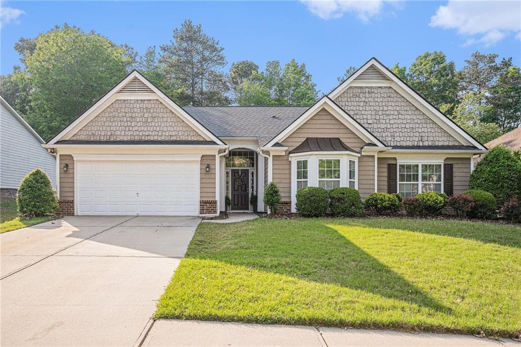 352 Southgate Drive, Locust Grove, GA 30248 — most recent listing photo