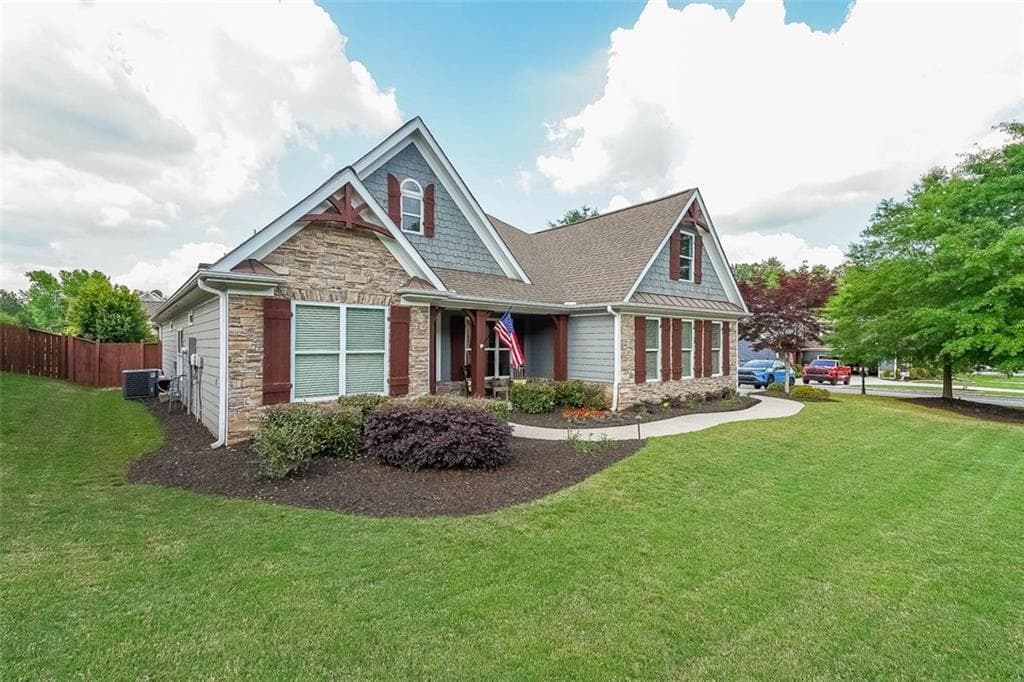5 bedroom, 3 bathroom, 2,572 sq ft single family residence sold at 17 Lexington Court, Dallas, GA 30157