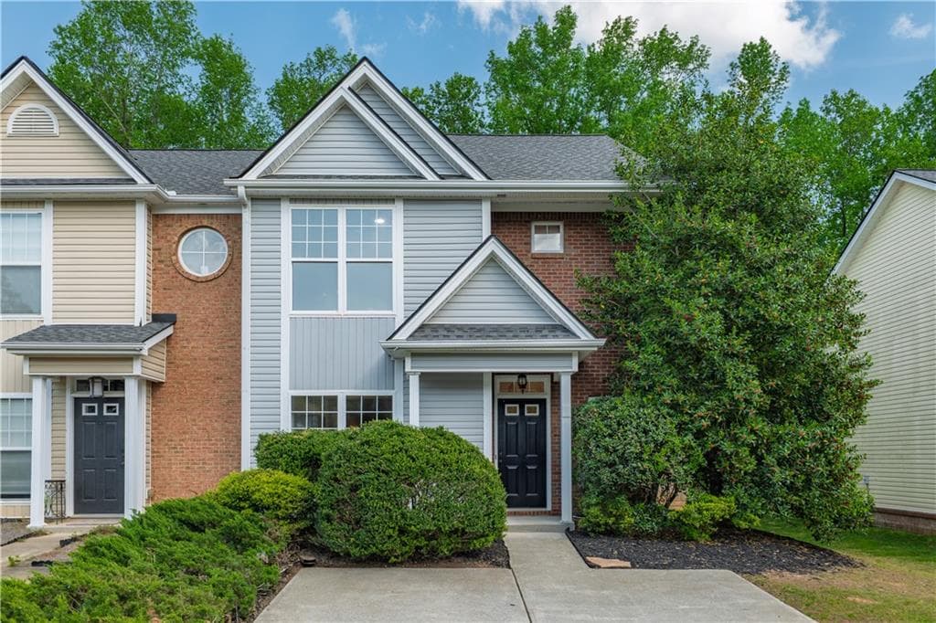3 bedroom, 3 bathroom townhouse sold at 215 Pearl Chambers Drive, Dawsonville, GA 30534