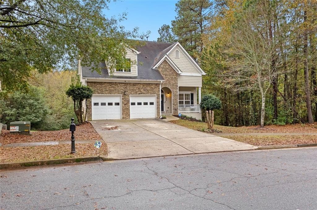 100 Lantana Drive, Locust Grove, GA 30248 — most recent listing photo