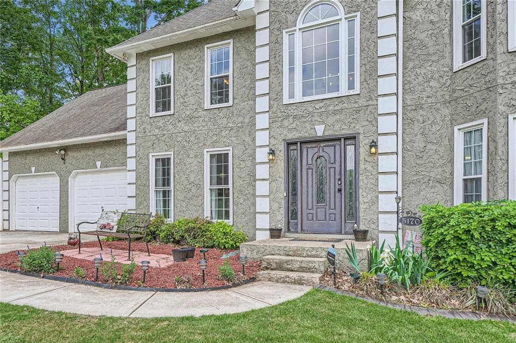 4 bedroom, 4 bathroom single family residence sold at 5170 Ridge Tarn, Acworth, GA 30102