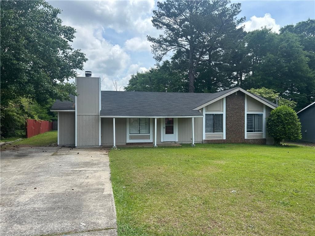 8922 Gatewood Circle, Jonesboro, GA 30238 — most recent listing photo